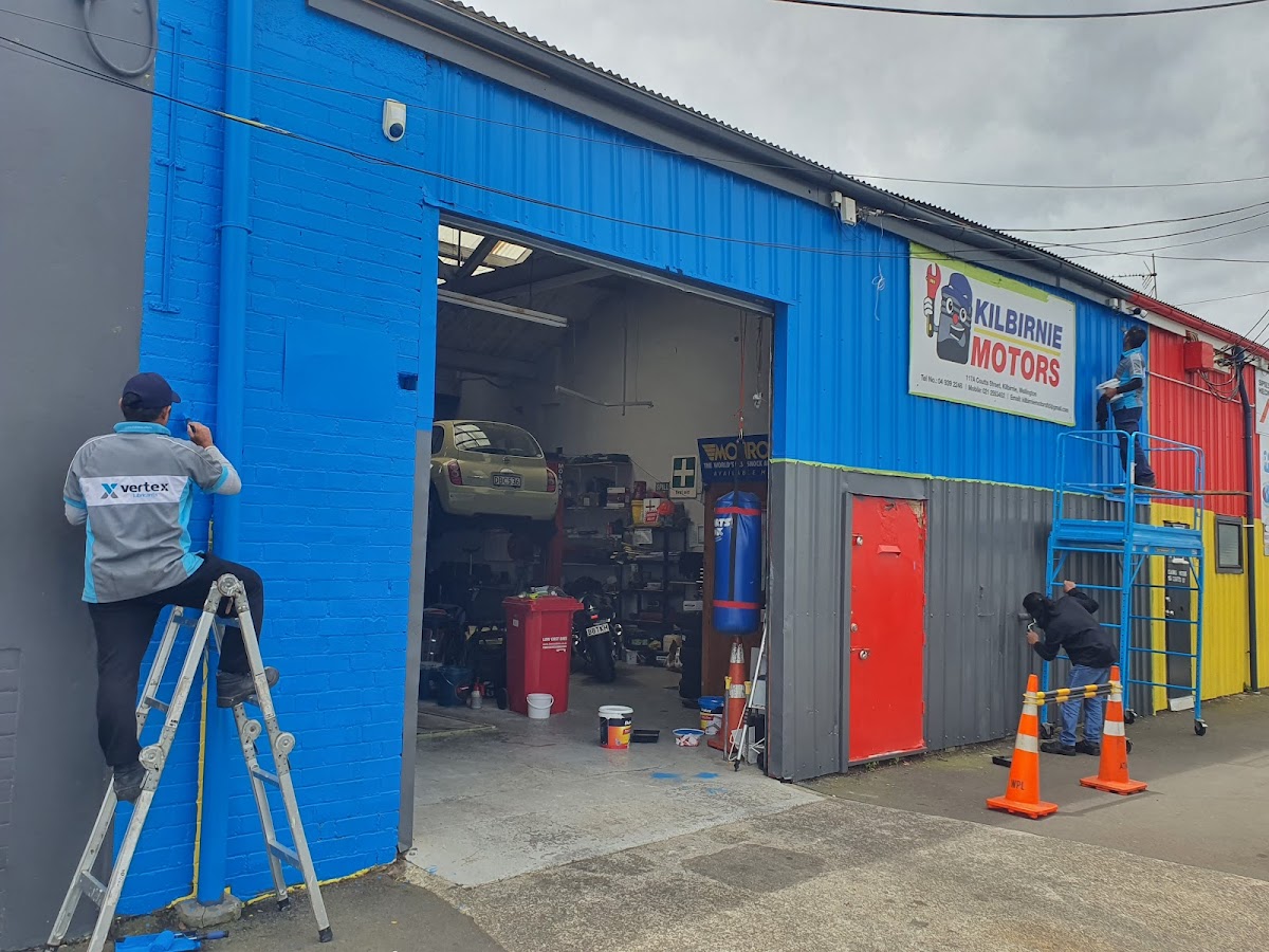 Kilbirnie Motors workshop photo 3